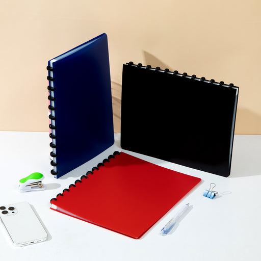 Disc-bound A4 presentation folder with removable sleeve open view