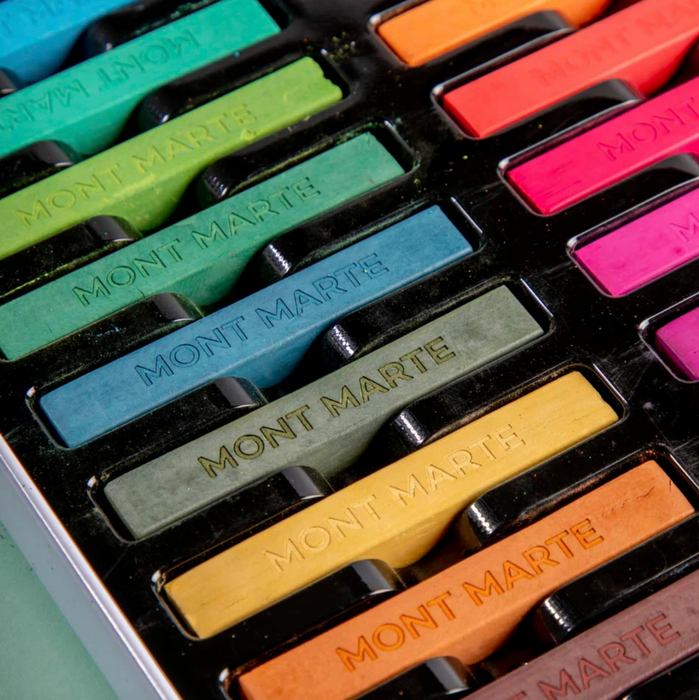 Soft Pastels in Tin Box Signature 24pc