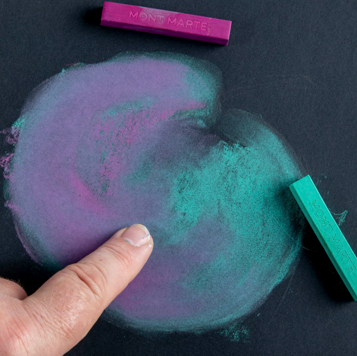 Soft Pastels in Tin Box Signature 24pc